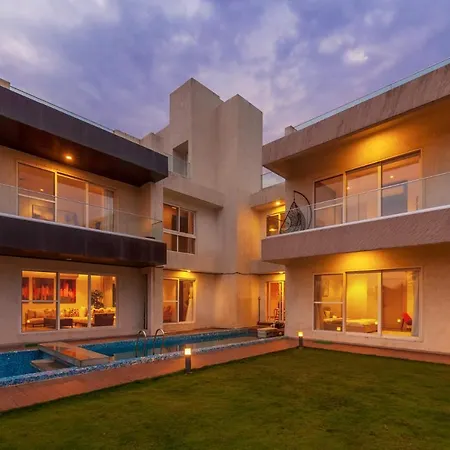 Villa Azul: Stayvista Retreat with Pool, Snooker & Garden Gazebo-3